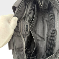 Prada Handtasche / Wickeltasche Re-Nylon