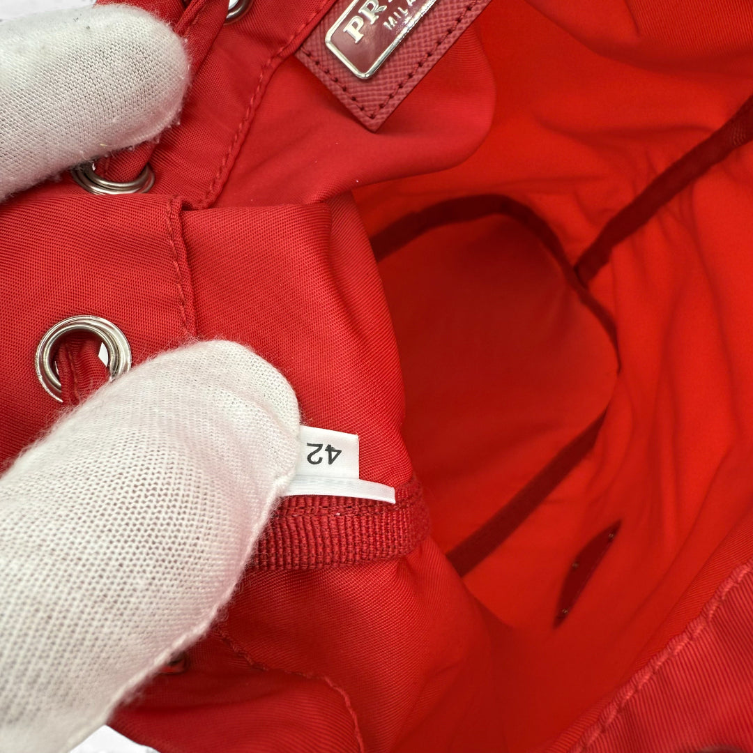 Clutch Tessuto Drawstring Pouch