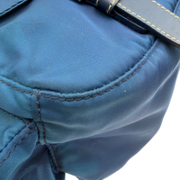 Prada Messengertasche mit seitlichen Taschen