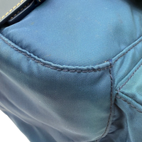 Prada Messengertasche mit seitlichen Taschen