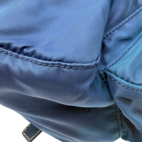 Prada Messengertasche mit seitlichen Taschen