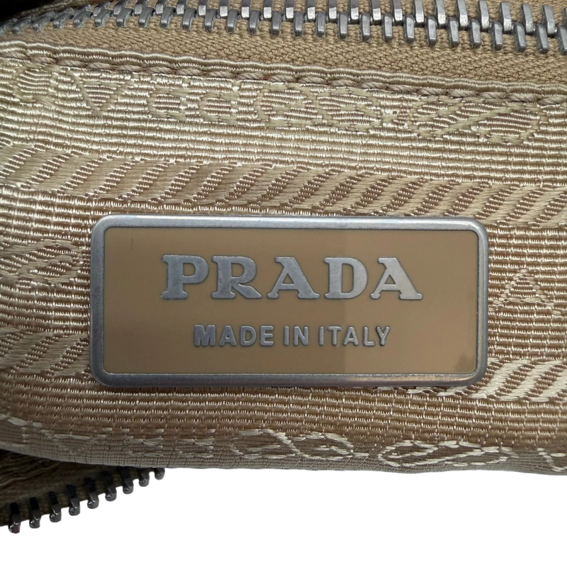 Prada Schultertasche Hobo Croissant aus Nylon beige