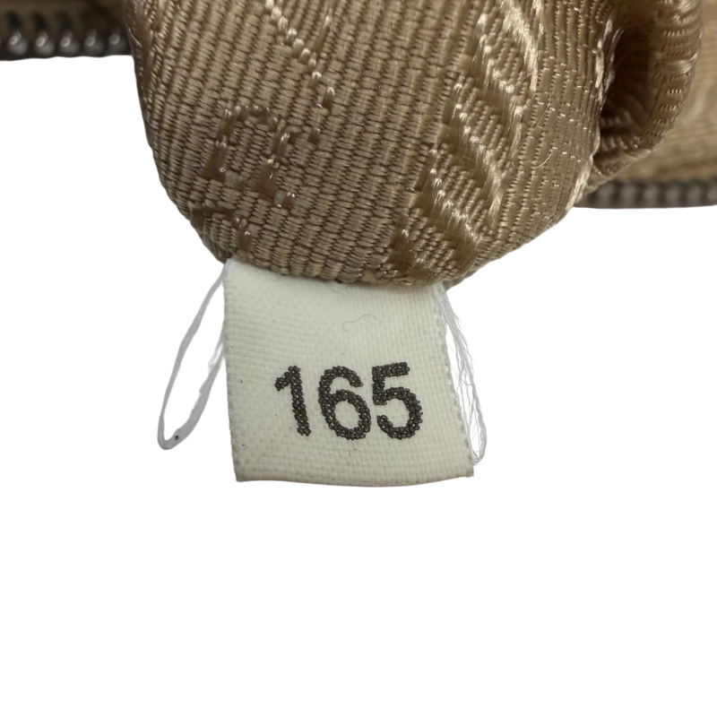 Prada Schultertasche Hobo Croissant aus Nylon beige