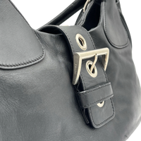 Prada Schultertasche Hobo aus Leder schwarz