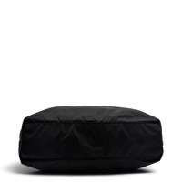 Prada Shopper aus Nylon schwarz – Unterseite