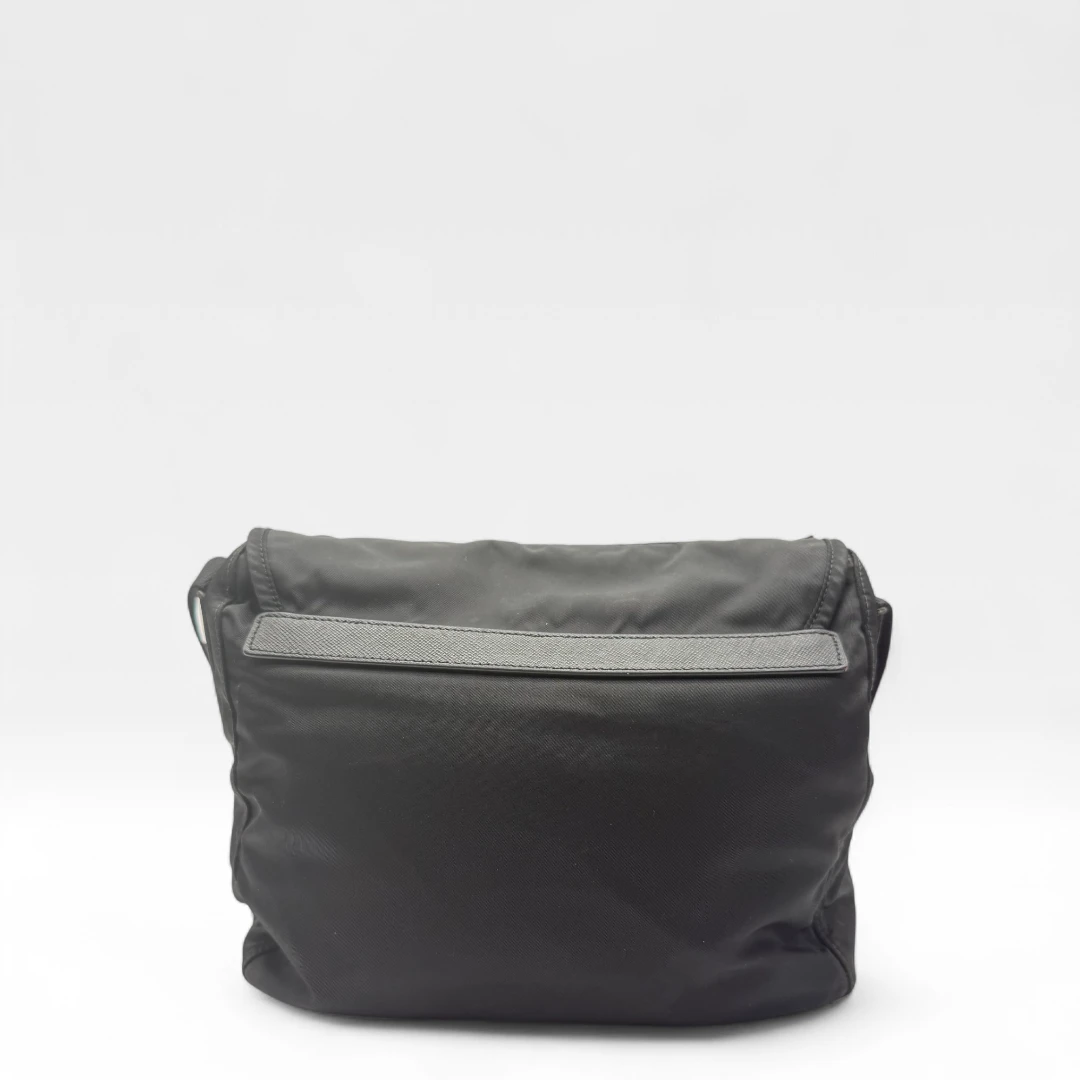 Prada Umhängetasche schwarz