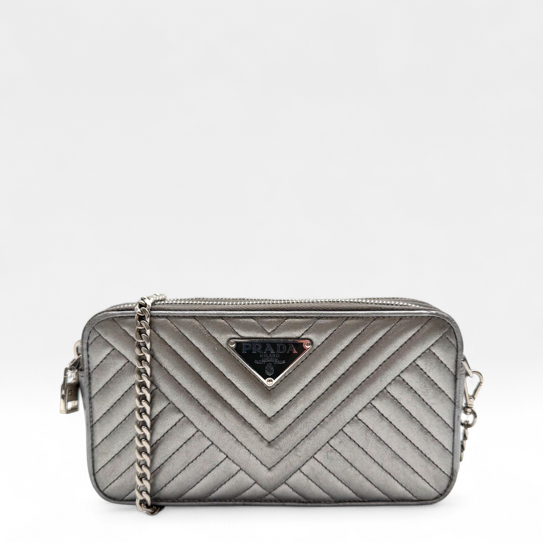 Prada Umhängetasche