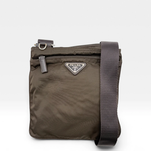 Prada Umhängetasche basic