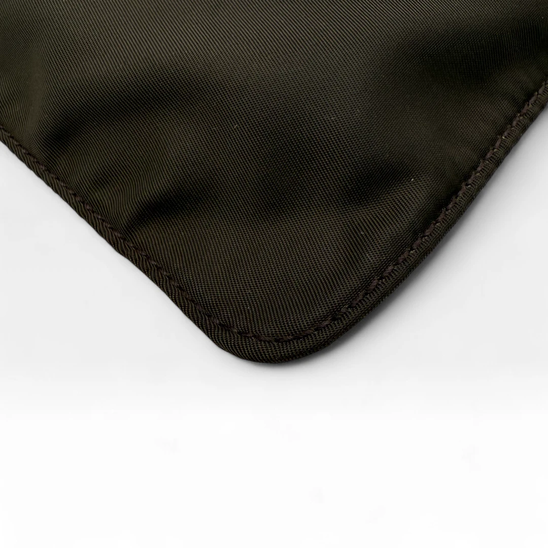 Prada Umhängetasche basic