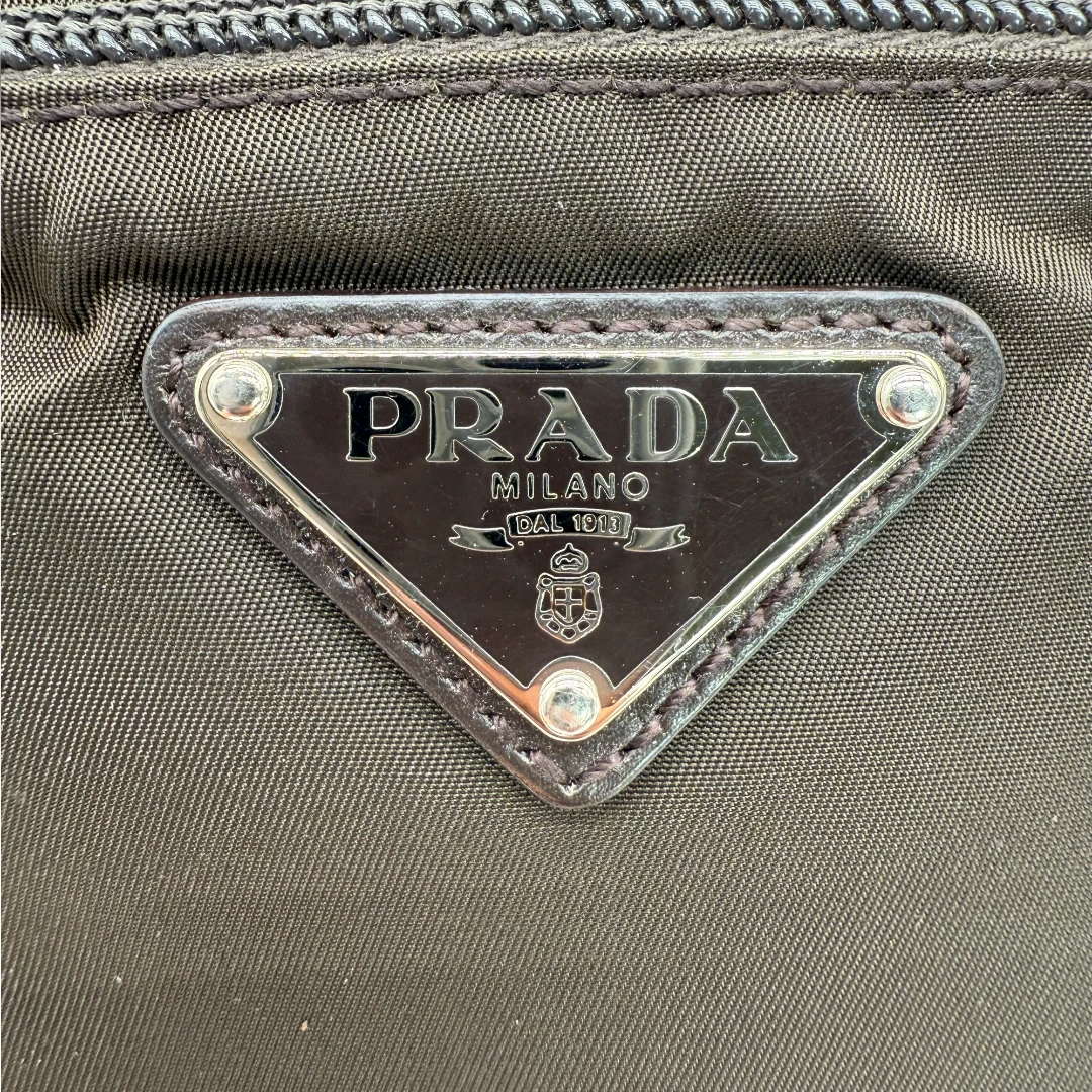 Prada Umhängetasche basic