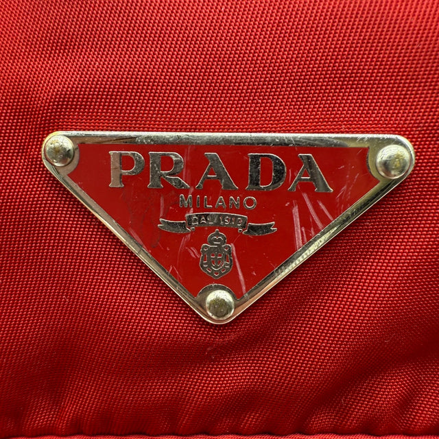 Prada Handtasche aus Nylon rot