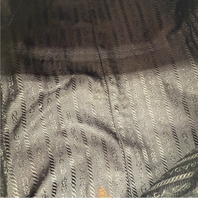 Prada Handtasche mit Umhängegurt aus Nylon schwarz