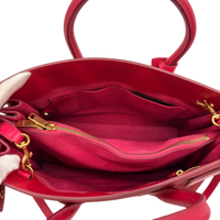 Saint Laurent Handtasche Sac de Jour aus Leder pink