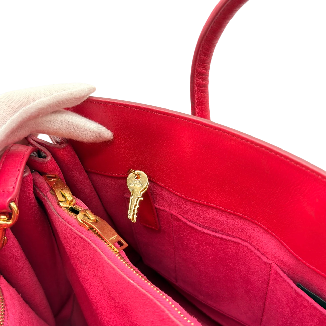 Saint Laurent Handtasche Sac de Jour aus Leder pink