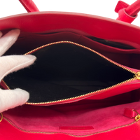 Saint Laurent Handtasche Sac de Jour aus Leder pink