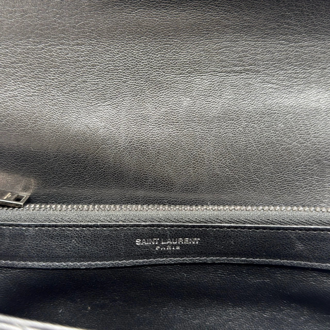 Saint Laurent Umhängetasche College Messenger large aus schwarzem Lammleder