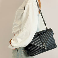 Saint Laurent Umhängetasche College Messenger large aus schwarzem Lammleder