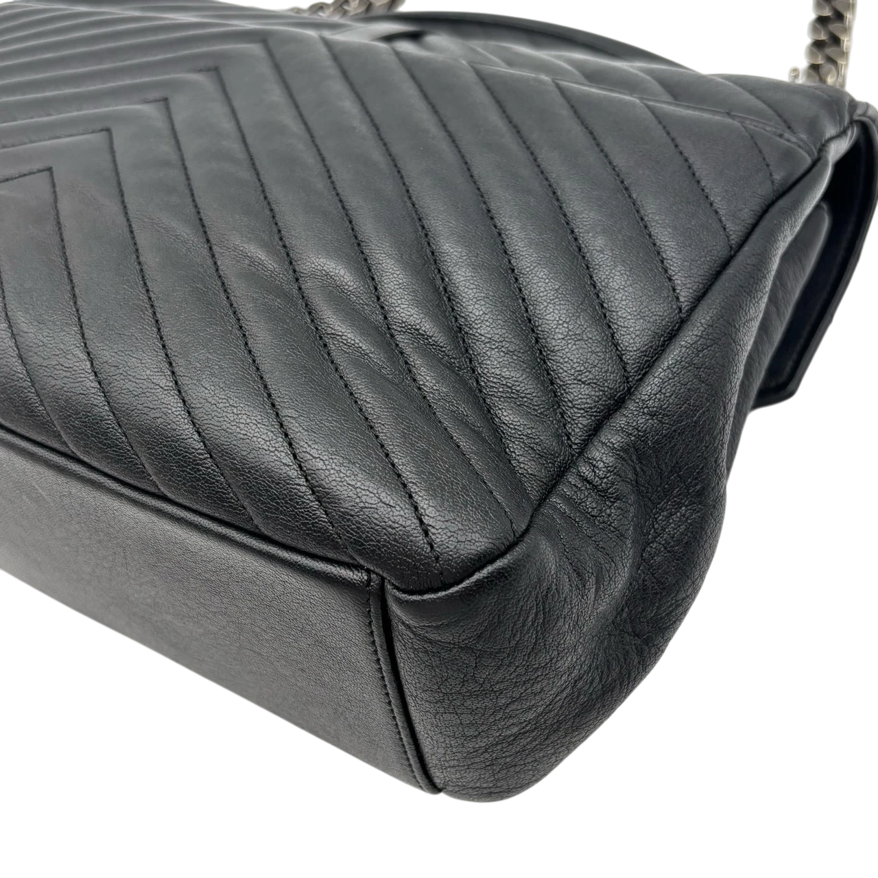 Saint Laurent Umhängetasche College Messenger large aus schwarzem Lammleder