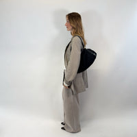 Gucci Shopper Abbey monogram dunkelblau – getragen am Model