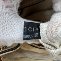 Gucci Shopper Soho Tassel mit Umhängekette aus Leder beige – Seriennummer im Detail