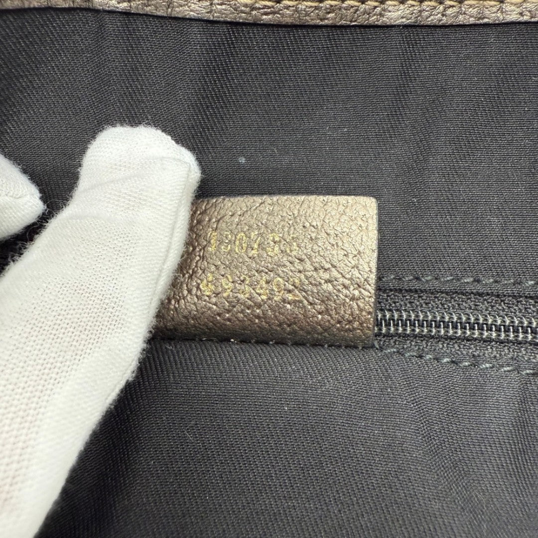 Gucci Handtasche Abbey Shopper khaki Lederdetails monogram beige