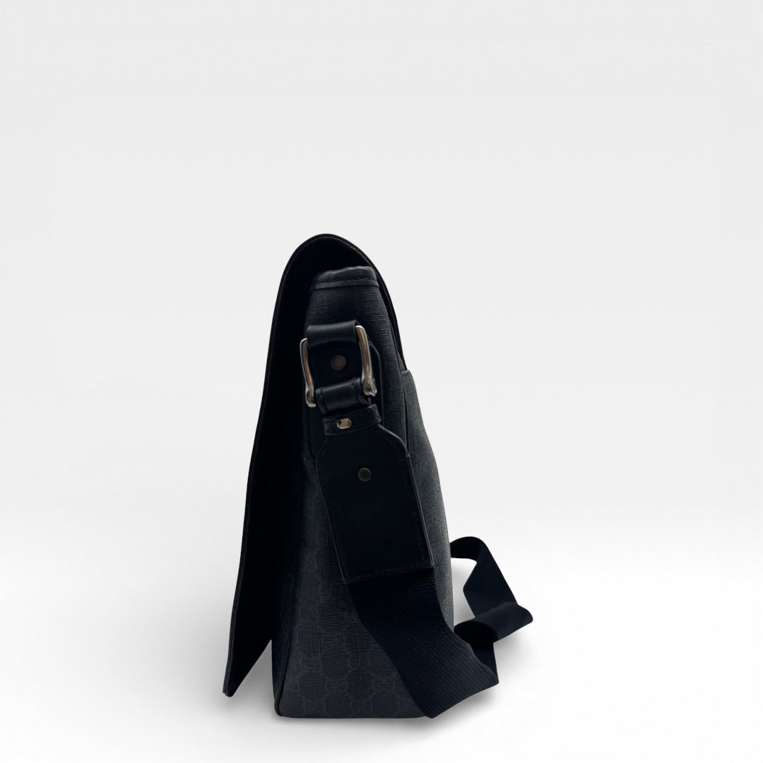 Gucci Messengertasche GG Supreme