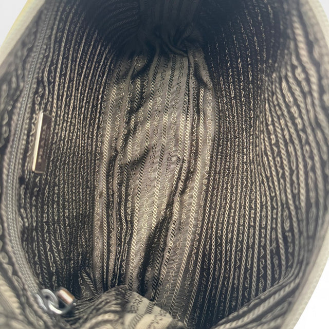 Prada Umhängetasche Beutelform aus Nylon khaki